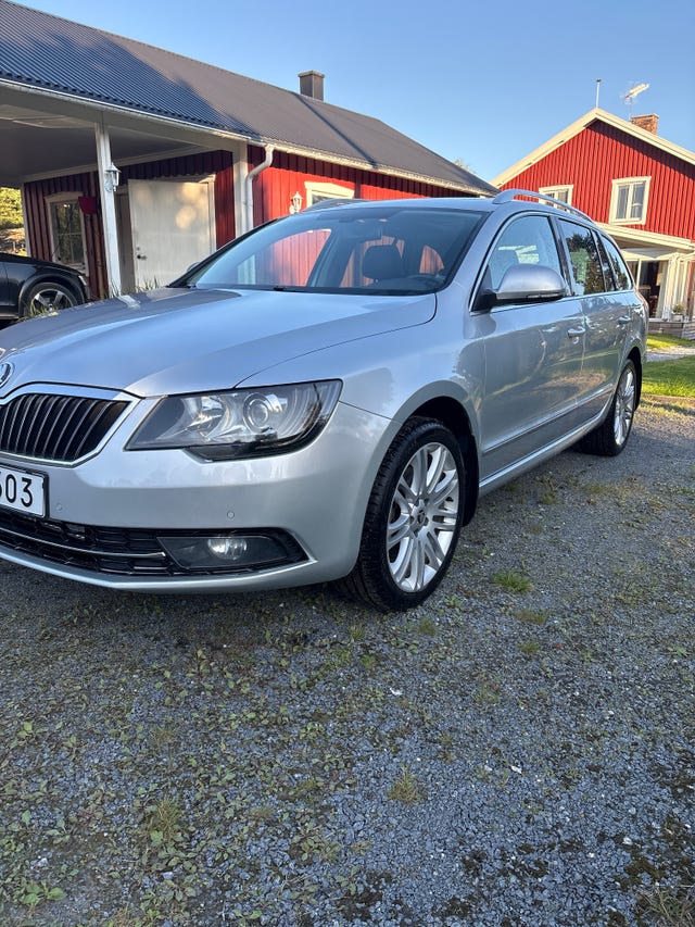 Skoda Superb 2015