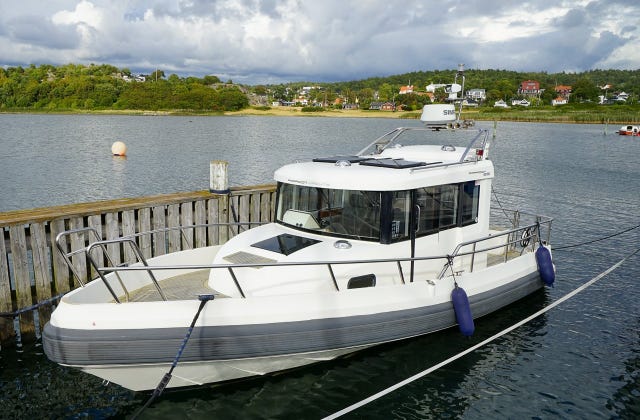 Paragon 25 Cabin