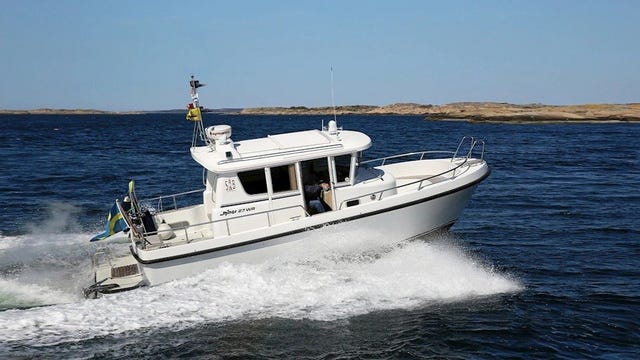 Minor 27 Offshore WR - rak axel