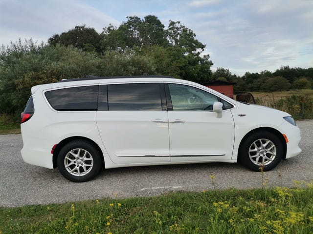 Chrysler Pacifica 2017