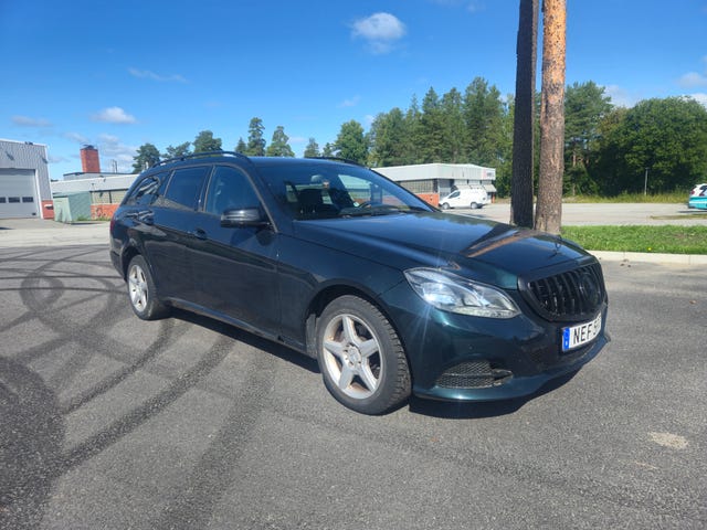 Mercedes-Benz E220 2016