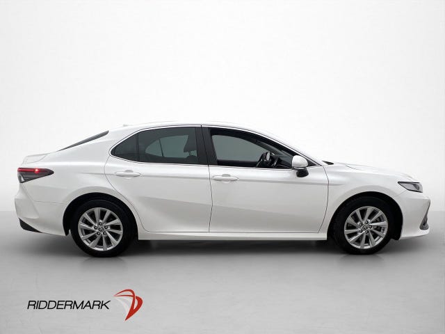 Toyota Camry 2024