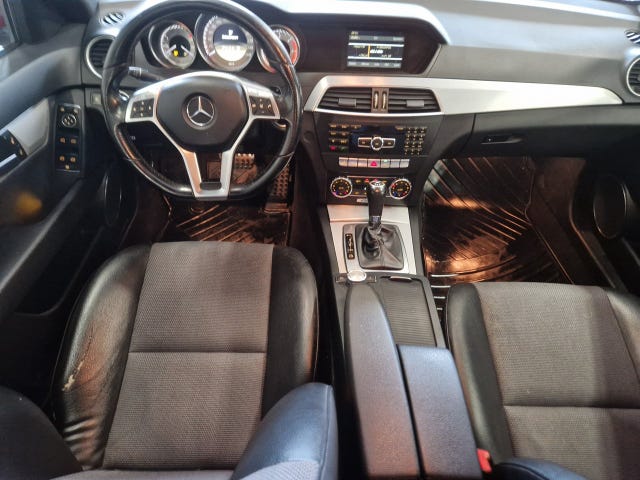 Mercedes-Benz C220 2012 – bild 4