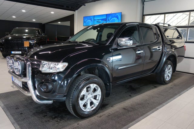 Mitsubishi L200 2015