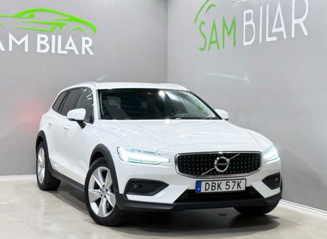 Volvo V60 Cross Country 2022