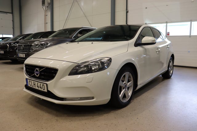 Volvo V40 2015
