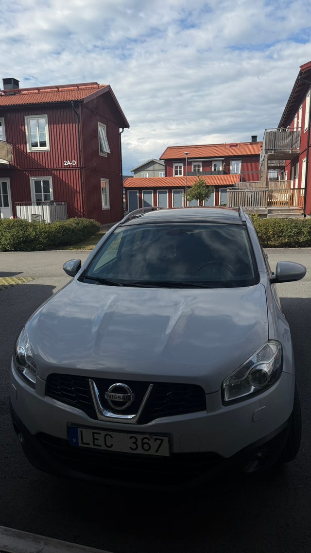 Nissan Qashqai+2 2011