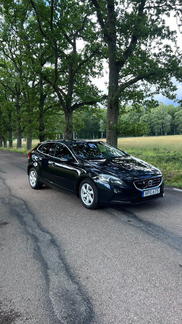 Volvo V40 2015