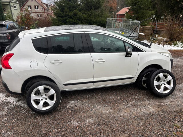 Peugeot 3008 2013