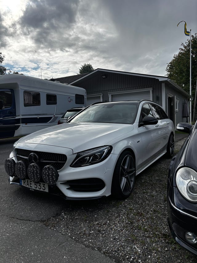 Mercedes-Benz C450 2016