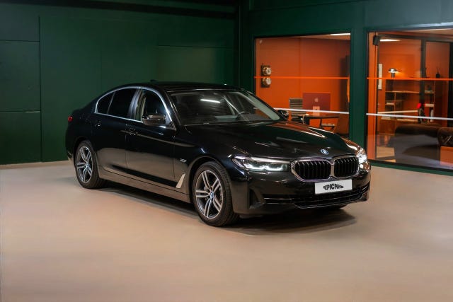 BMW 530e 2022