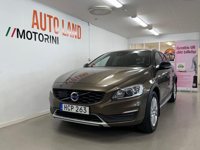Volvo V60 Cross Country 2016