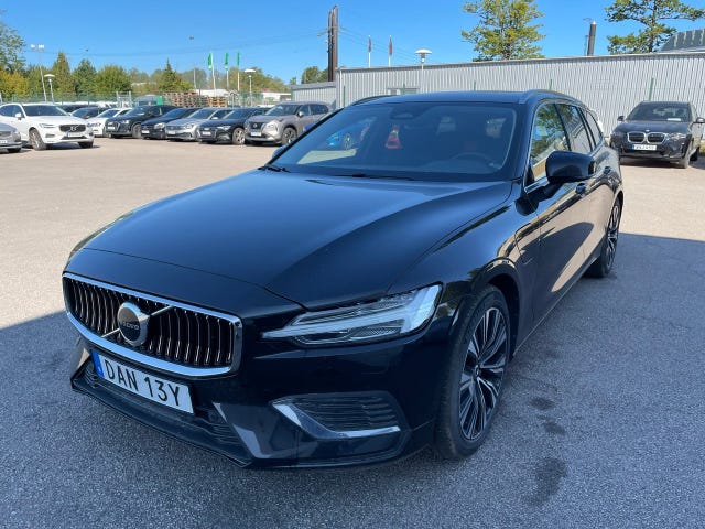 Volvo V60 2024