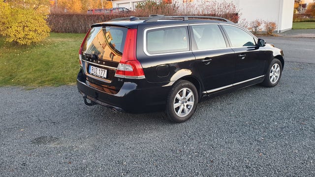 Volvo V70 2015