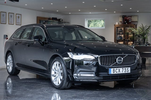 Volvo V90 2022