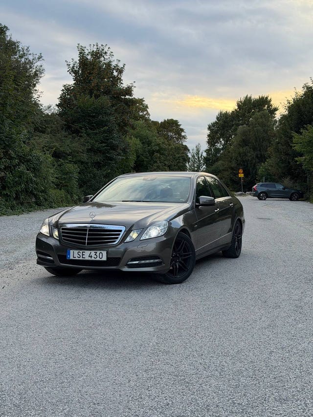 Mercedes-Benz E220 2011