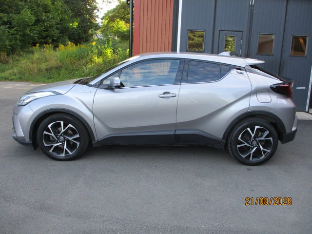 Toyota C-HR 2020 – bild 2