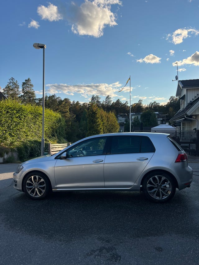 Volkswagen Golf VII 2014