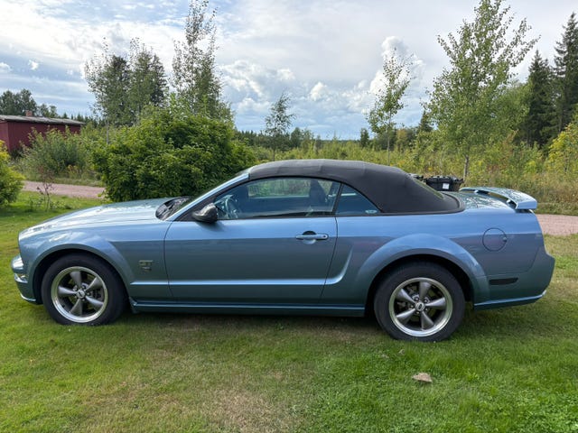 Ford Mustang 2005