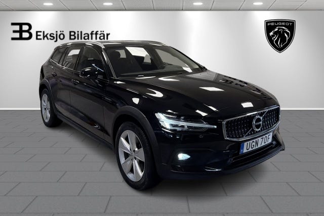 Volvo V60 Cross Country 2021 – bild 3