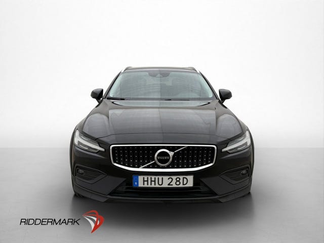 Volvo V60 Cross Country 2021 – bild 2