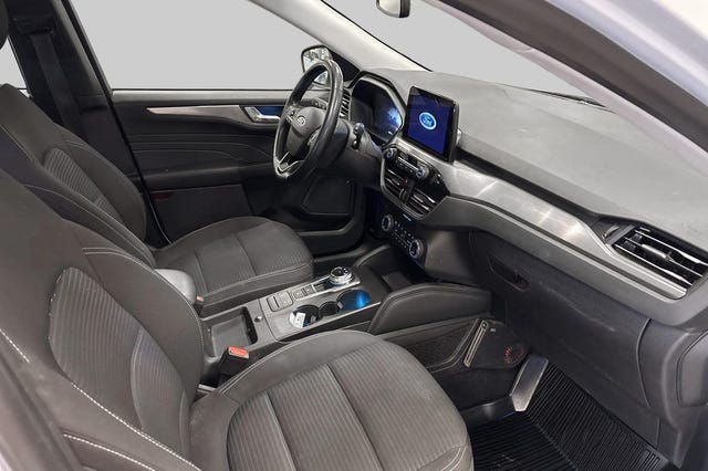 Ford Kuga 2022 – bild 4
