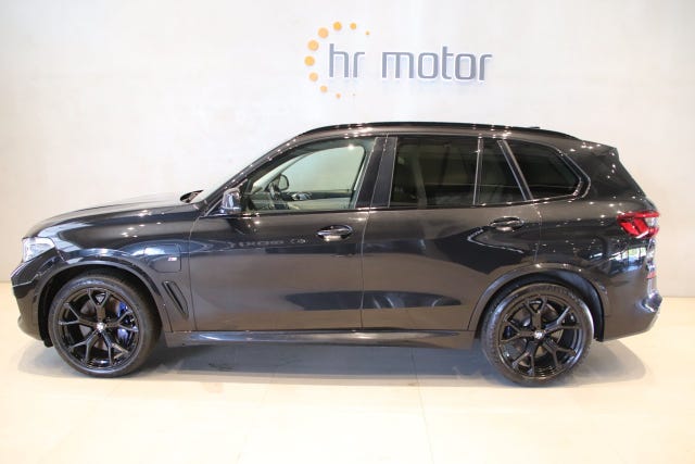 BMW X5 2021