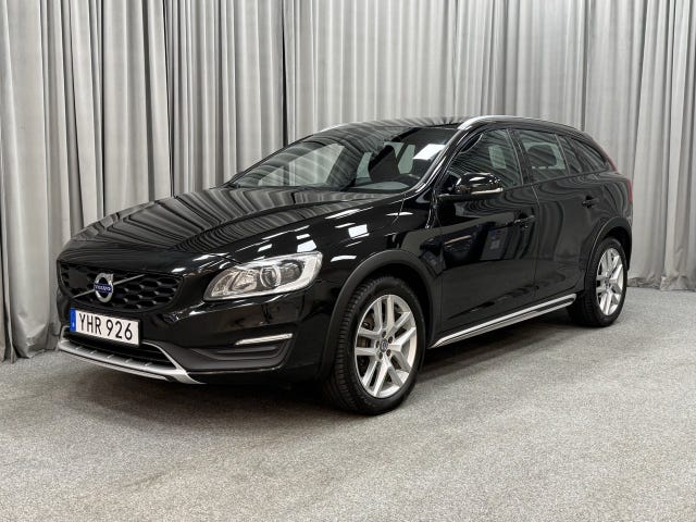 Volvo V60 Cross Country 2017