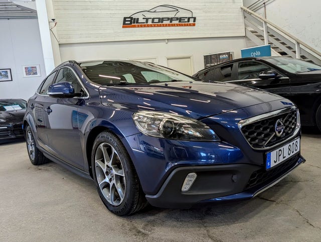 Volvo V40 Cross Country 2015