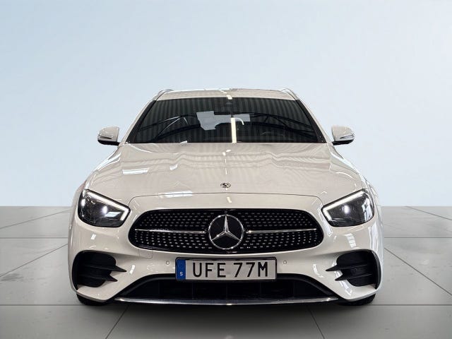 Mercedes-Benz E300 2021 – bild 2