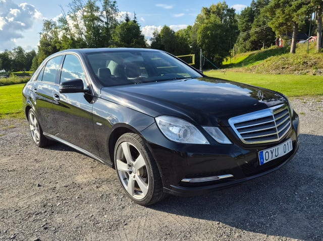Mercedes-Benz E200 2012