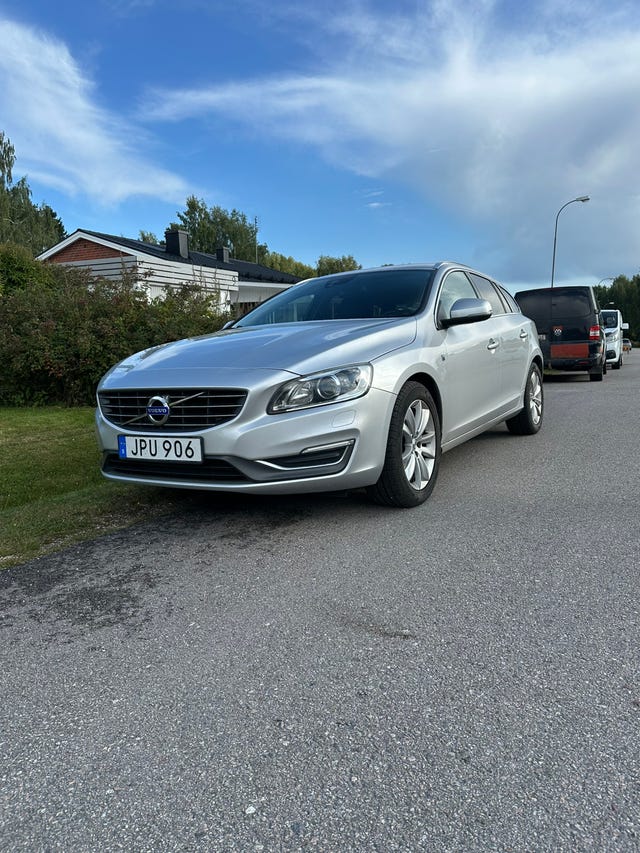 Volvo V60 2015