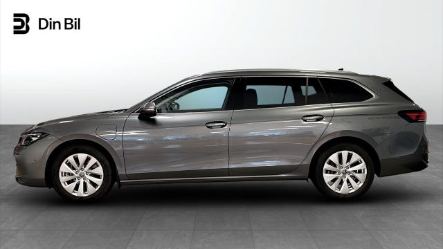 Volkswagen Passat 2025 – bild 2