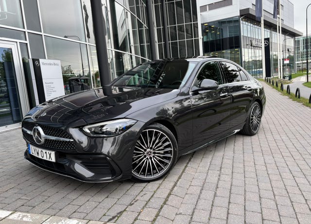 Mercedes-Benz C220 d 2025