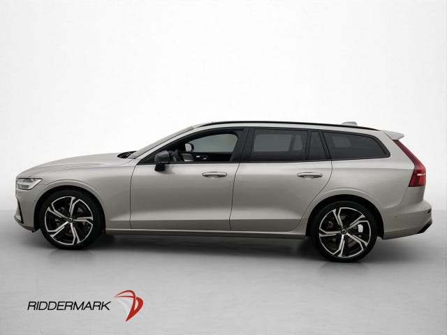 Volvo V60 2024