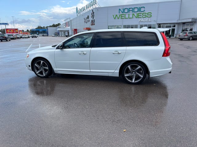Volvo V70 2012