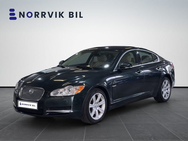 Jaguar XF 2011