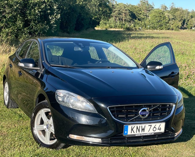 Volvo V40 2015