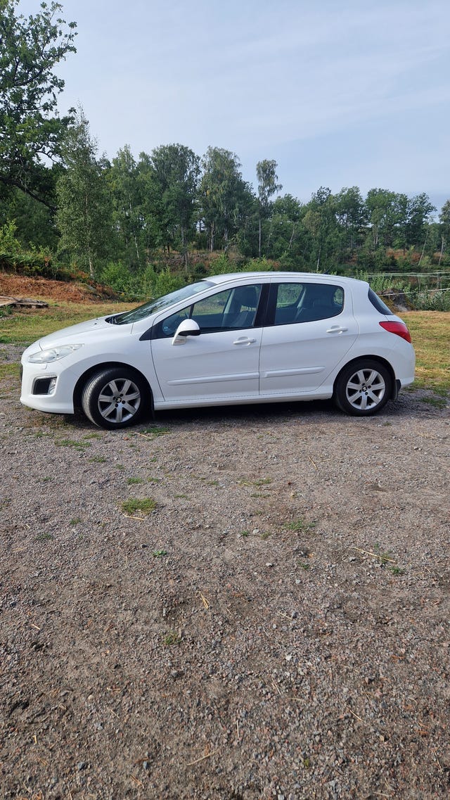 Peugeot 308 2011