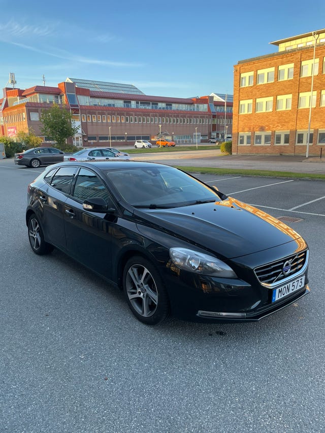 Volvo V40 2015