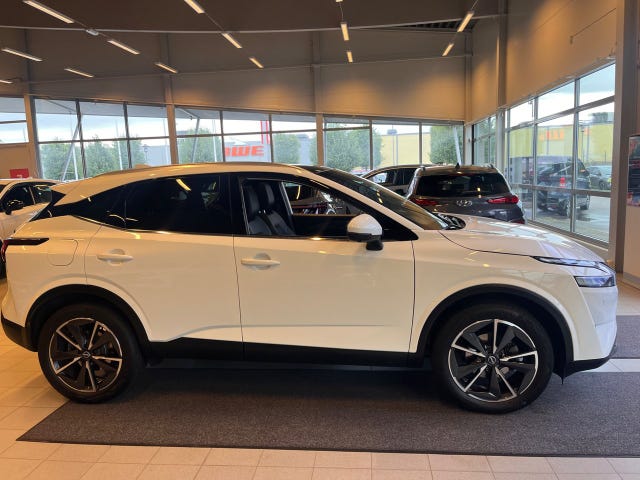 Nissan Qashqai 2023 – bild 4