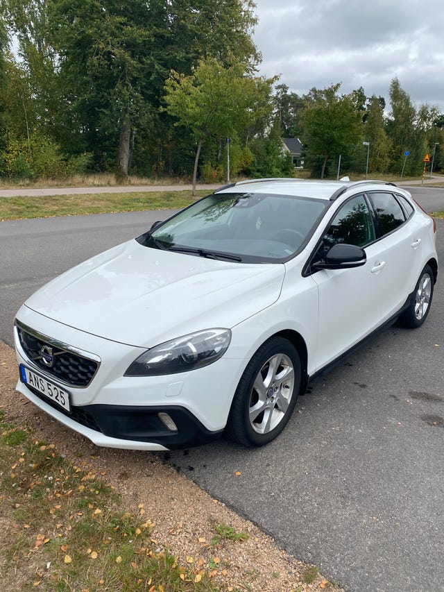 Volvo V40 Cross Country 2014