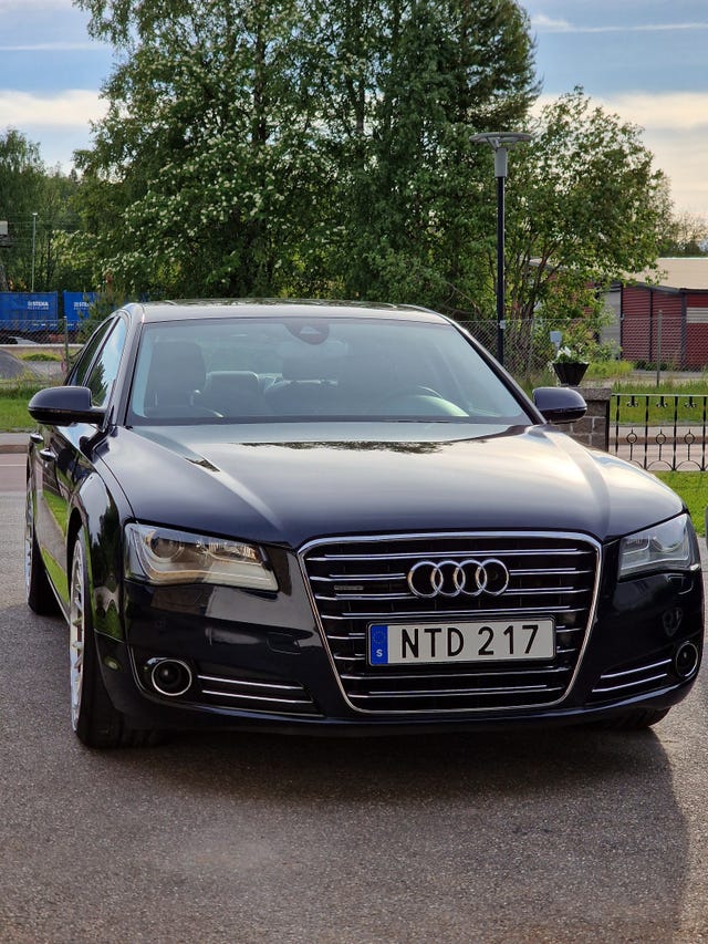 Audi A8 2011