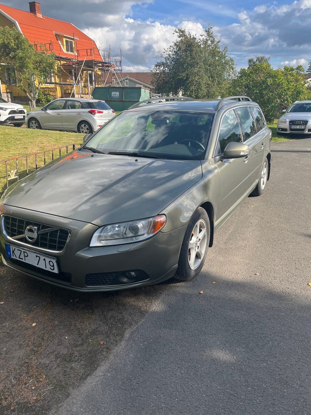 Volvo V70 2011