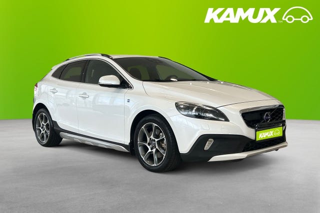 Volvo V40 Cross Country 2016