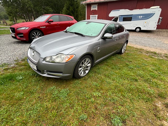 Jaguar XF 2010
