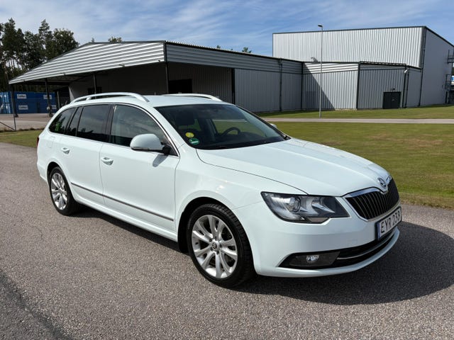 Skoda Superb 2015