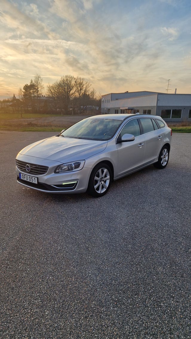 Volvo V60 2017
