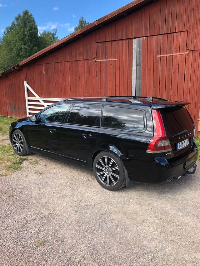 Volvo V70 2015