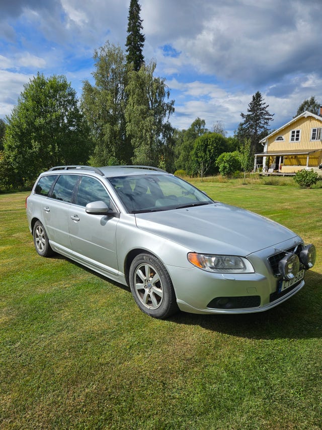 Volvo V70 2012